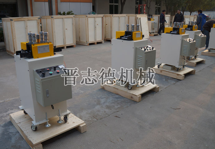 送料機(jī)、整平機(jī)出口